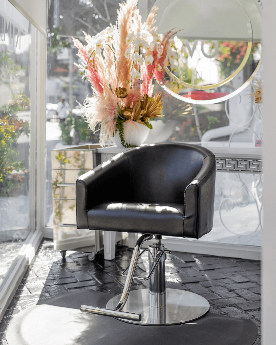 Cinque Salon Styling Chair